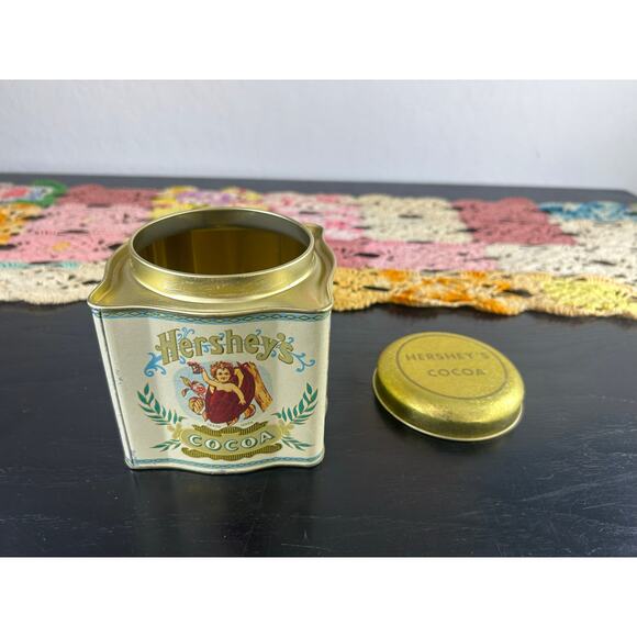 Vtg Hersheys Cocoa Powder Decorative Tin- Baby Cocoa Bean- Golden - Picture 2 of 4